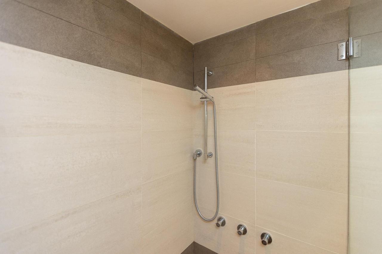 Lovely Cozy Nazionale 4 Apartman Róma Kültér fotó